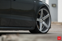   Vossen: Audi S8   Vossen CV3R