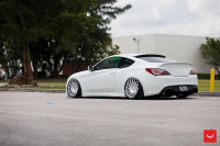 ���� ������� Vossen: Hyundai Genesis �� ������ Vossen VLE-1