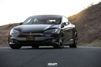 ���� ������� Vossen: Tesla Model S �� ������ Vossen HC-1