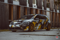 ���� ������� Vossen: VW Golf �� ������ Vossen ��-3