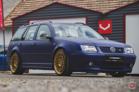 ���� ������� Vossen: VW Jetta �� ������ Vossen ML-R2